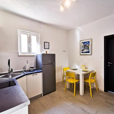 Yellow Wish Appartement Sobra